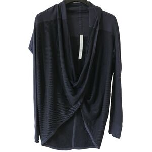 lululemon iconic wrap Blue Black Stripe Sweater Pullover cross over size 8